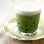 33-黒糖かん入りアイス抹茶ラテ-かんてんレシピクラブ